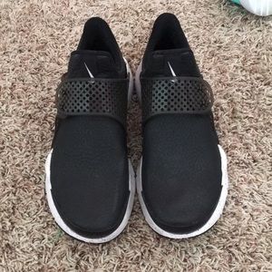 Nike sockdart